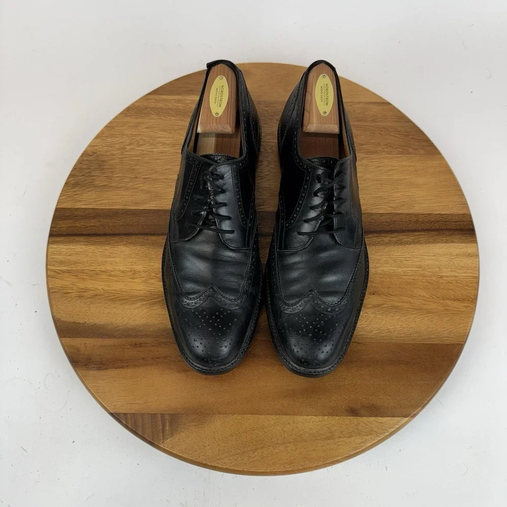 Mens Salvatore Ferragamo Black Leather Vintage Wingtip Eyelet Oxfords Size 9.5 D